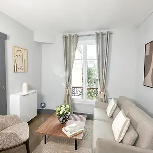  Apartment Stunning Near Eiffel Tower